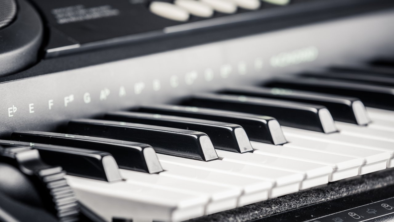 Kun Je Piano Leren Spelen Op Een Keyboard?